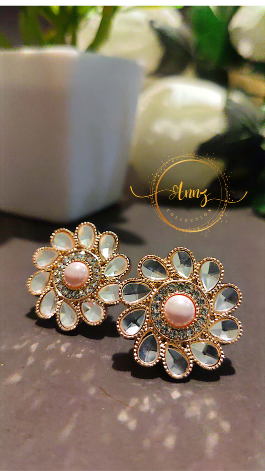 Kundan Style Ear Studs  |  Annz Collection