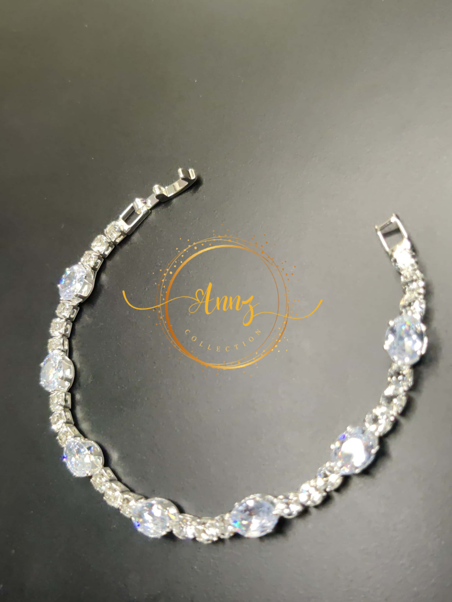 Diamond Cut Bracelet | Oval & Square shaped | Annz Collection